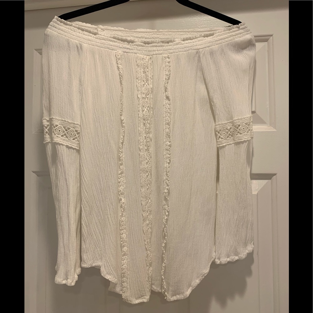 Off-the-shoulder White Top